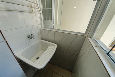 Área de Serviço de casa para alugar com 1 quarto, 40m² em Vila Sapopemba, São Paulo