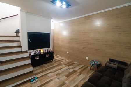 Sala de casa à venda com 2 quartos, 68m² em Vila Fachini, São Paulo