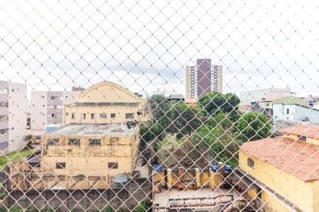 Vista  de apartamento à venda com 2 quartos, 49m² em Quitaúna, Osasco