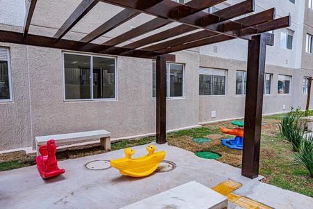 Apartamento para alugar com 32m², 2 quartos e sem vagaÁrea comum - Playground