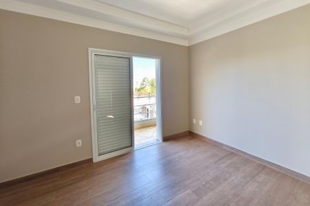 Sala de TV de casa de condomínio para alugar com 4 quartos, 600m² em Jardim Nova Europa, Campinas