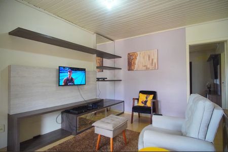 Sala de TV de casa à venda com 5 quartos, 219m² em Petrópolis, Novo Hamburgo