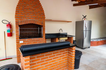 Apartamento para alugar com 67m², 2 quartos e sem vagaÁrea comum - Churrasqueira