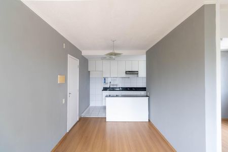 Sala de apartamento para alugar com 2 quartos, 44m² em Campo Grande, Rio de Janeiro