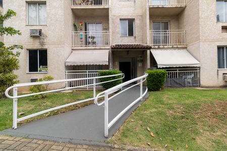 Apartamento para alugar com 44m², 2 quartos e sem vaga Apartamento para alugar com 44m², 2 quartos e sem vagaFachada