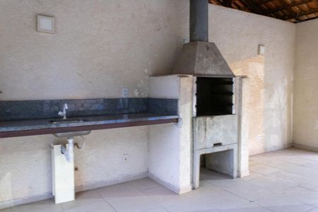 Apartamento para alugar com 44m², 2 quartos e sem vaga Apartamento para alugar com 44m², 2 quartos e sem vagaÁrea comum - Churrasqueira