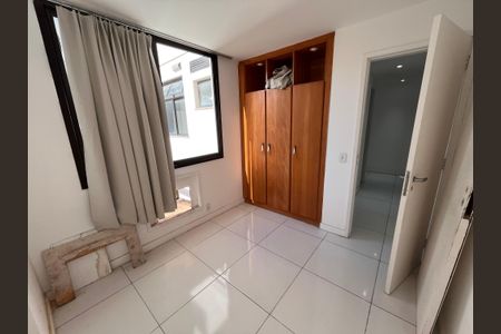 Apartamento para alugar com 160m², 4 quartos e 2 vagas Apartamento para alugar com 160m², 4 quartos e 2 vagasQuarto 2