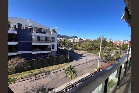 Apartamento para alugar com 160m², 4 quartos e 2 vagas Apartamento para alugar com 160m², 4 quartos e 2 vagasVaranda