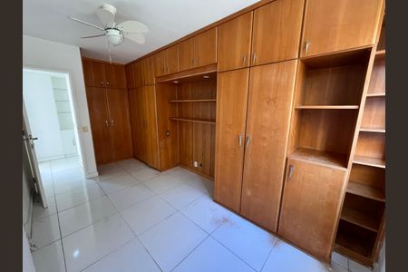 Apartamento para alugar com 160m², 4 quartos e 2 vagas Apartamento para alugar com 160m², 4 quartos e 2 vagasQuarto 4