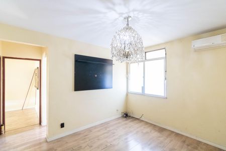 Sala de apartamento para alugar com 2 quartos, 70m² em Campo Grande, Rio de Janeiro