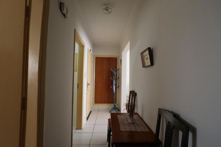Corredor de apartamento para alugar com 2 quartos, 145m² em Centro, Ribeirão Preto