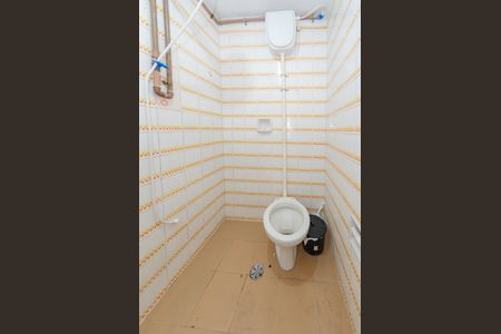 Banheiro de casa para alugar com 1 quarto, 85m² em Minas Brasil, Belo Horizonte