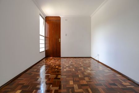Sala de apartamento para alugar com 2 quartos, 51m² em Jardim Marica, Mogi das Cruzes