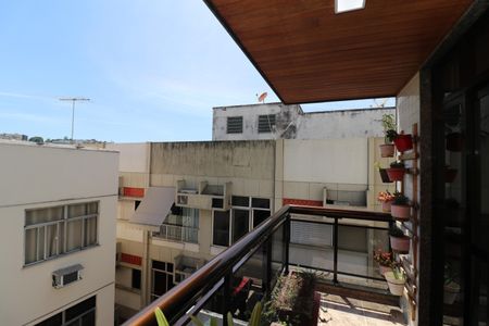 Apartamento para alugar com 126m², 3 quartos e 3 vagasVaranda