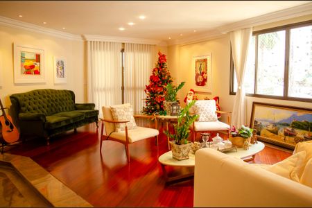 Apartamento para alugar com 4 quartos, 285m² em Setor Oeste, Goiânia