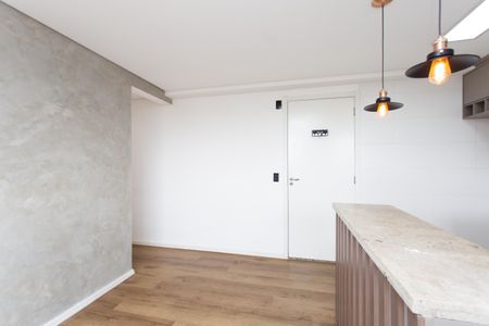 Sala de apartamento para alugar com 2 quartos, 45m² em Itaquera, São Paulo