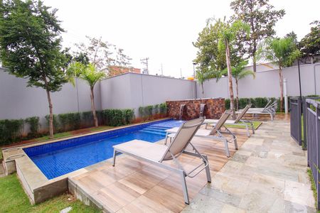 Apartamento para alugar com 34m², 2 quartos e sem vagaÁrea comum - Piscina