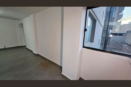 Vista da Sala de apartamento para alugar com 3 quartos, 94m² em Setor Bueno, Goiânia