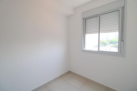Quarto  de apartamento para alugar com 2 quartos, 56m² em Jardim Santo Antoninho, São Paulo