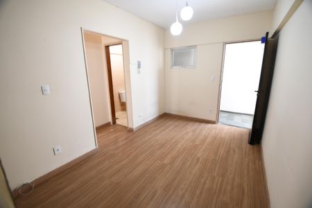Sala de apartamento para alugar com 1 quarto, 32m² em Centro, Campinas