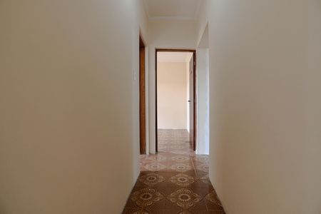 Corredor de casa para alugar com 3 quartos, 100m² em Braz Cubas, Mogi das Cruzes