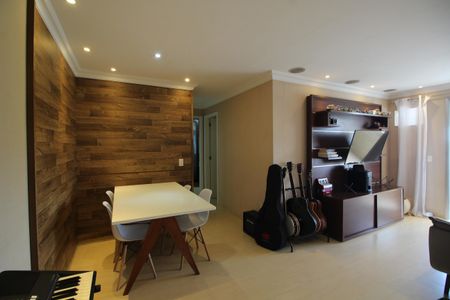Sala de apartamento à venda com 2 quartos, 65m² em Taquara, Rio de Janeiro