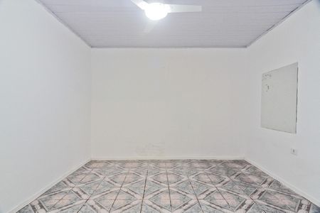 Quarto de casa para alugar com 2 quartos, 45m² em Jardim Bandeirantes (zona Norte), São Paulo