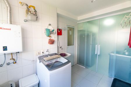 Apartamento à venda com 115m², 3 quartos e 2 vagas Apartamento à venda com 115m², 3 quartos e 2 vagasLavanderia