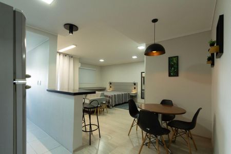 Sala  de apartamento para alugar com 1 quarto, 45m² em Jardim America, Sorocaba