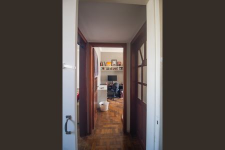 Corredor de apartamento para alugar com 2 quartos, 62m² em Partenon, Porto Alegre