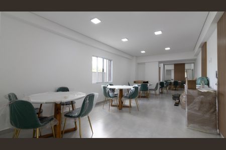 Apartamento para alugar com 35m², 2 quartos e sem vagaÁrea comum - Salão de festas