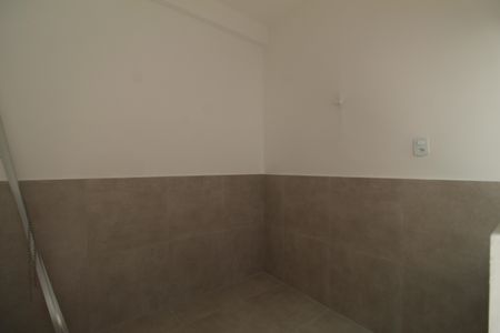 Casa de condomínio para alugar com 60m², 2 quartos e sem vagaQuintal - Quarto