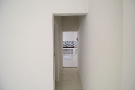 Casa de condomínio para alugar com 60m², 2 quartos e sem vagaSala - Corredor