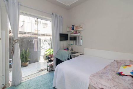 Quarto 2 de apartamento à venda com 3 quartos, 75m² em Santana, Porto Alegre