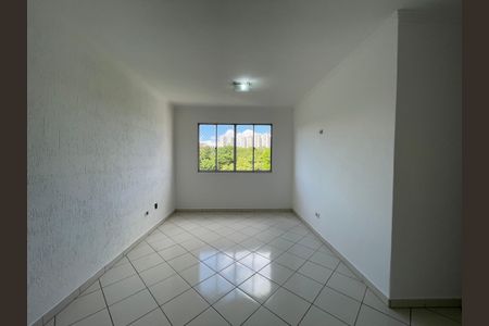 Sala de apartamento para alugar com 3 quartos, 69m² em Rio Pequeno, São Paulo