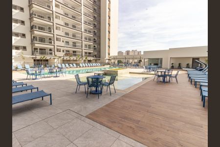 Apartamento à venda com 75m², 2 quartos e 1 vagaÁrea comum - Piscina