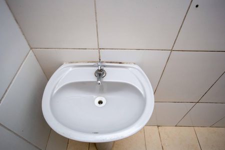 Banheiro de casa para alugar com 1 quarto, 24m² em Campanário, Diadema