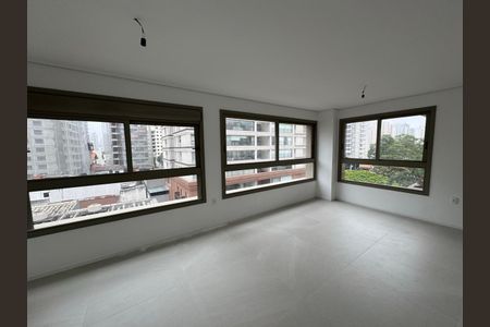 Apartamento à venda com 3 quartos, 145m² em Indianópolis, São Paulo