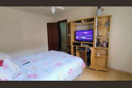 Casa à venda com 4 quartos, 230m² em Taquara, Rio de Janeiro