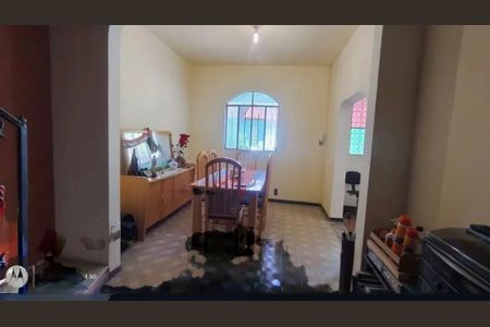 Casa à venda com 4 quartos, 230m² em Taquara, Rio de Janeiro