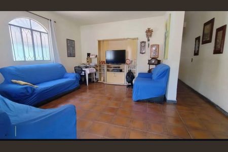 Casa à venda com 4 quartos, 230m² em Taquara, Rio de Janeiro