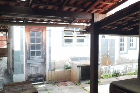 Casa à venda com 3 quartos, 188m² em Itaipu, Niterói