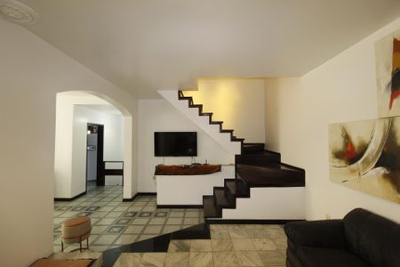 Sala de casa à venda com 5 quartos, 321m² em Jardim Sabará, Porto Alegre