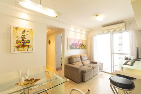 Sala de apartamento à venda com 2 quartos, 52m² em Ipiranga, São Paulo