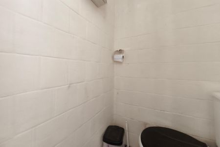 Banheiro de casa para alugar com 1 quarto, 35m² em Vila Maria, Campinas