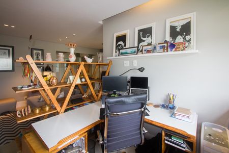 Apartamento à venda com 2 quartos, 82m² em Jardim Caravelas, São Paulo