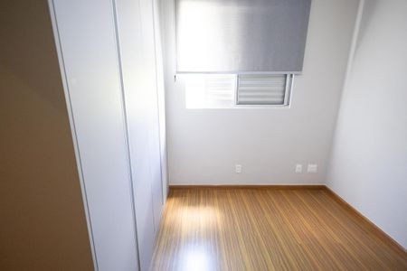 Quarto 1 de apartamento para alugar com 3 quartos, 110m² em Castelo, Belo Horizonte