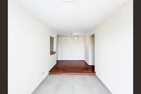 Sala de apartamento para alugar com 2 quartos, 58m² em Alto de Pinheiros, São Paulo