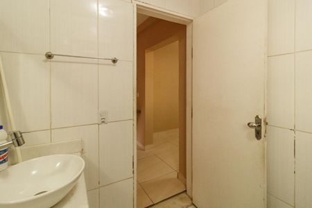 Banheiro de casa para alugar com 2 quartos, 100m² em Jardim Brasil (zona Norte), São Paulo