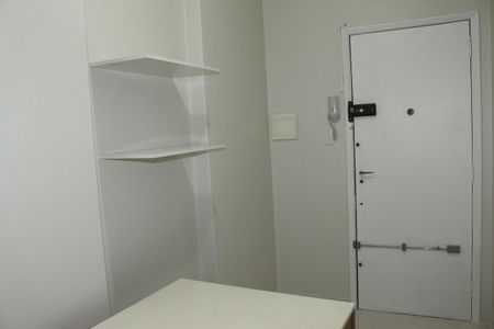Entrada de apartamento para alugar com 2 quartos, 57m² em República, São Paulo